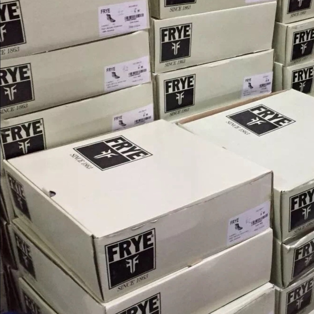 Authentic Frye Boots with Shoe Box - Picture 6 of 8